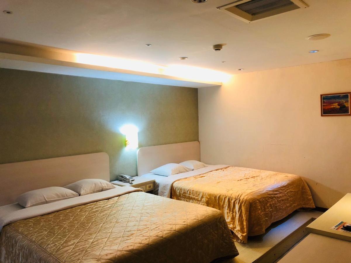 Jing Chech Hotel Kaohsiung Esterno foto