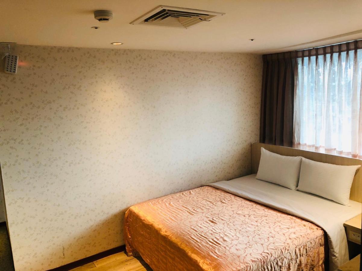 Jing Chech Hotel Kaohsiung Esterno foto