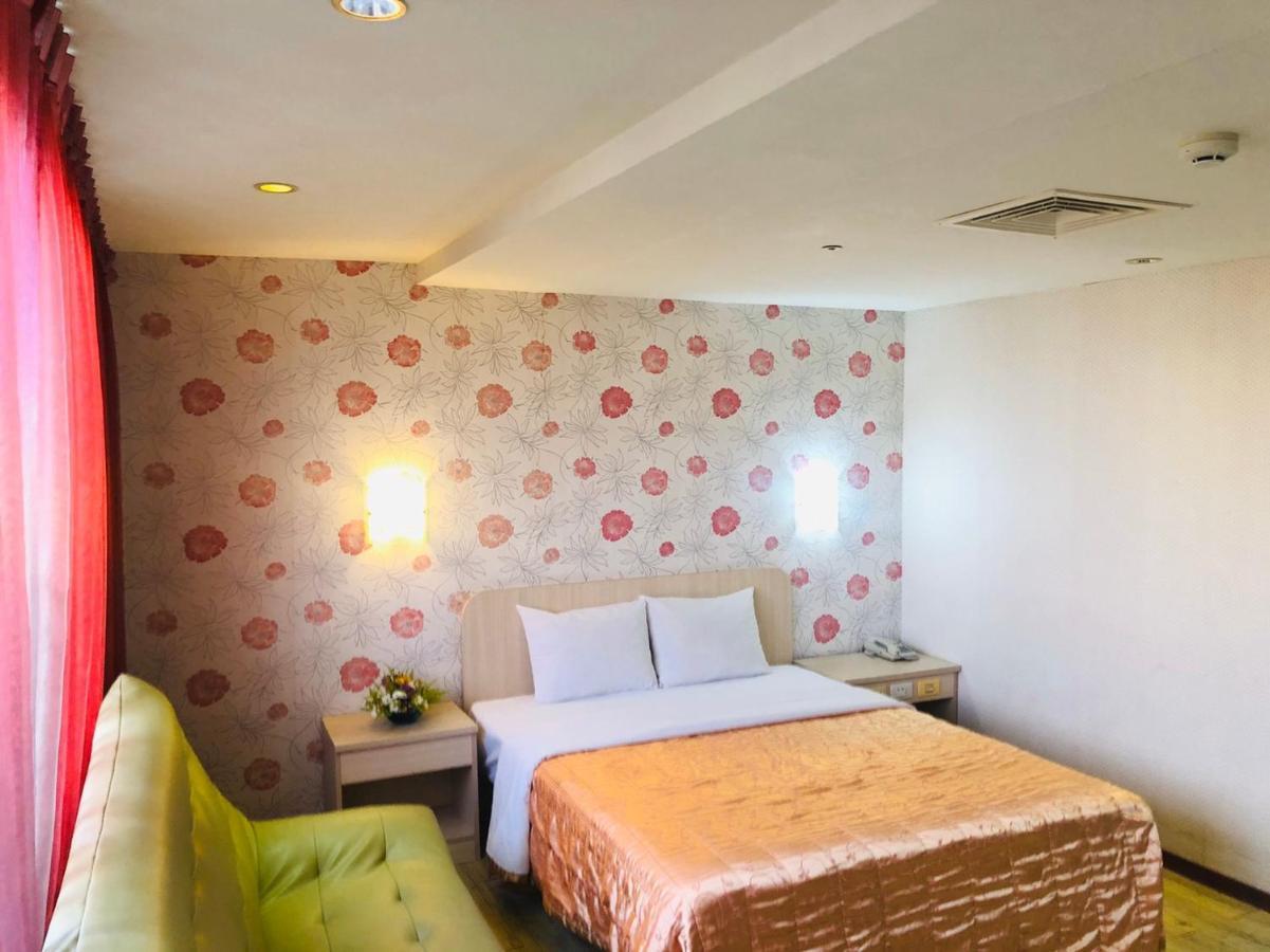 Jing Chech Hotel Kaohsiung Esterno foto